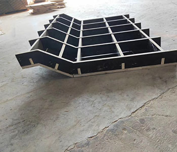 防撞墻模板批發(fā)定制電話