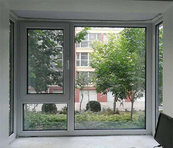 斷橋鋁門窗批發(fā)定制電話